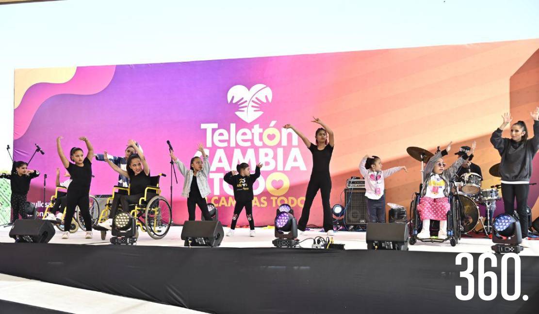 Niños del CRIT Coahuila llenaron de entusiasmo y esperanza la jornada, invitando a todos a sumarse al espíritu solidario del Teletón. Niños del CRIT Coahuila llenaron de entusiasmo y esperanza la jornada, invitando a todos a sumarse al espíritu solidario del Teletón.
