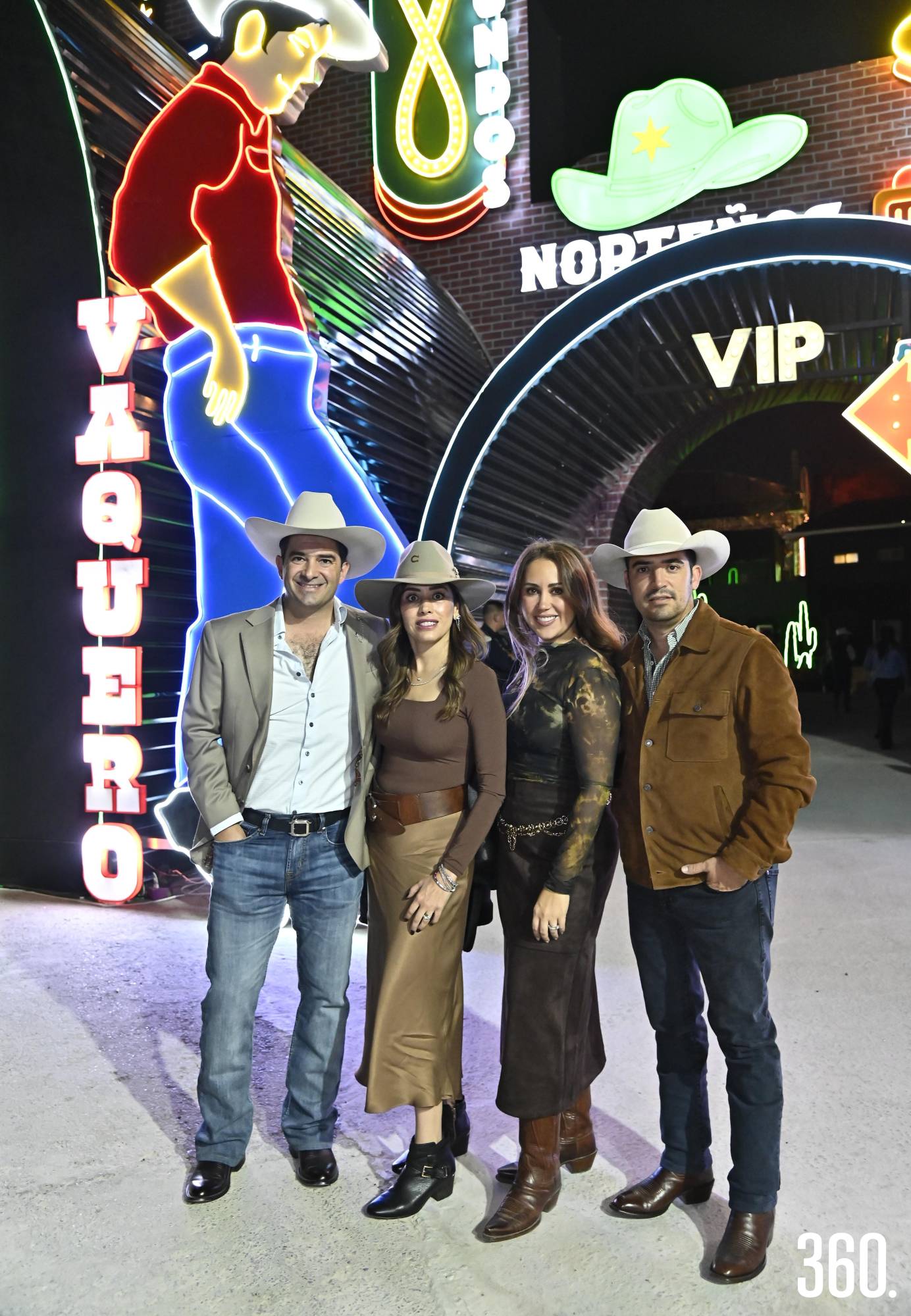 Roberto Garza, Alicia Medina, Nicole Ferrara y Jesús Saro. $!Roberto Garza, Alicia Medina, Nicole Ferrara y Jesús Saro.