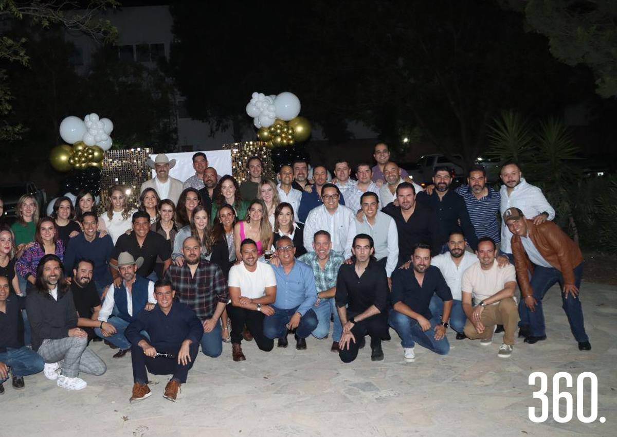 TIENEN REENCUENTRO EXALUMNOS DE PREPA LA SALLE POR SU 25 ANIVERSARIO TIENEN REENCUENTRO EXALUMNOS DE PREPA LA SALLE POR SU 25 ANIVERSARIO