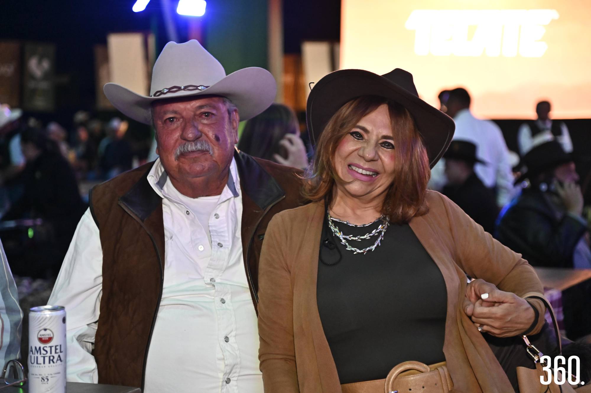 Jesús Antonio Flores y Graciela Yadira Delgado de Flores. $!Jesús Antonio Flores y Graciela Yadira Delgado de Flores.