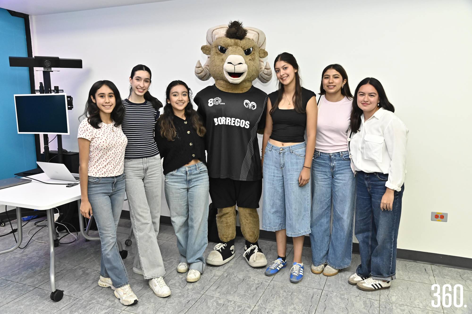 Fátima García, Rebeca Montemayor, Paulina González, Ayme Alejo, Mariana Barrón y Daniela Rodríguez. $!Fátima García, Rebeca Montemayor, Paulina González, Ayme Alejo, Mariana Barrón y Daniela Rodríguez.