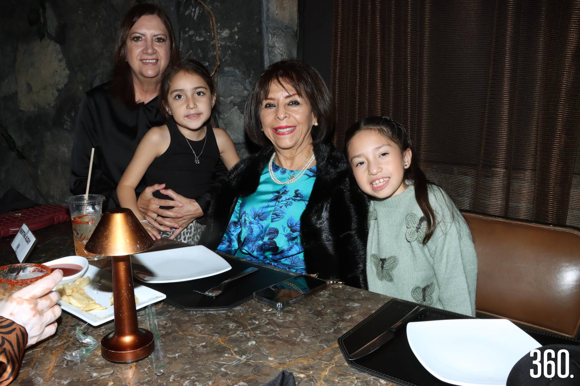 Claudia Martínez, Victoria Martínez, Bertha Alday e Isabella Martínez. $!Claudia Martínez, Victoria Martínez, Bertha Alday e Isabella Martínez.