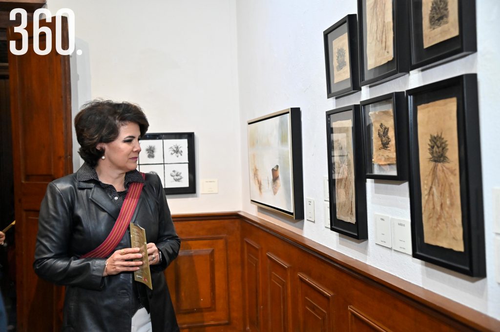 $!Los asistentes pudieron admirar las obras.