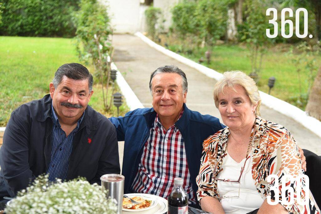 $!Eduardo Prado, Gustavo Ochoa y Clelu Soto.
