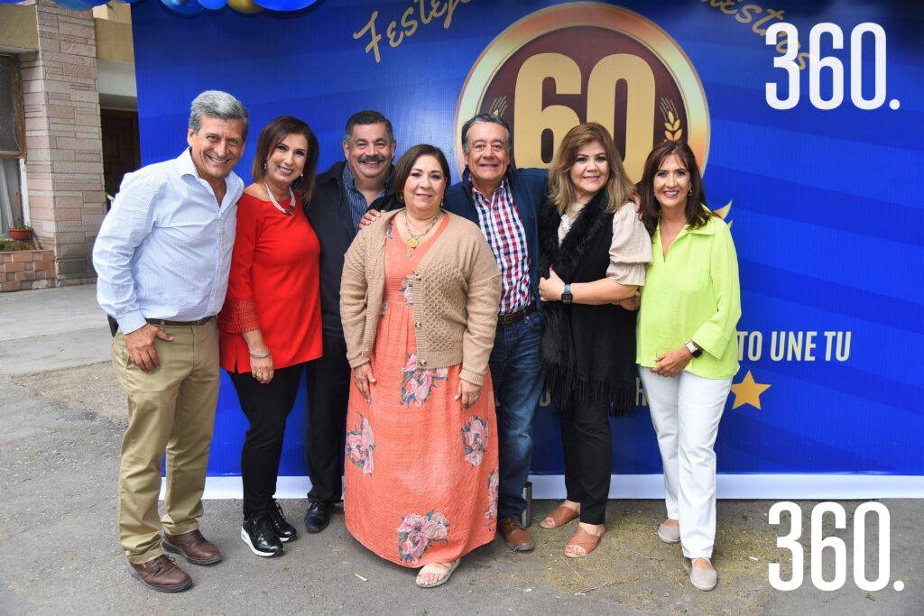 $!El Comité organizador Carlos Orta, Alilu Aguirre, Eduardo Prado, Claudia Sánchez, Gustavo Ochoa, Ofelia Pineda y Amanda Flores.