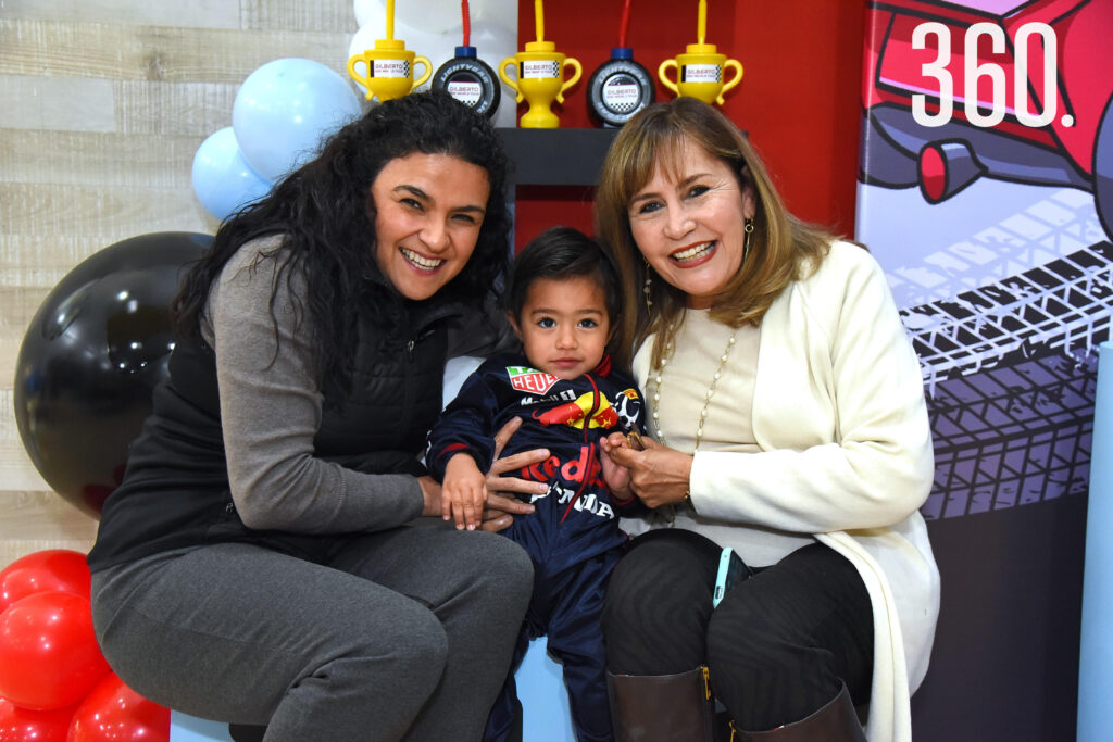 $!GIL MARTÍNEZ CUMPLE 2
