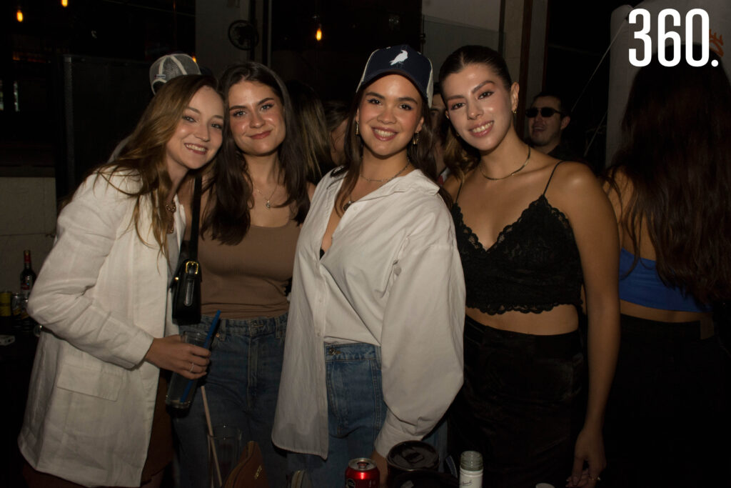 $!DISFRUTAN BRUNCH DE NOCHE