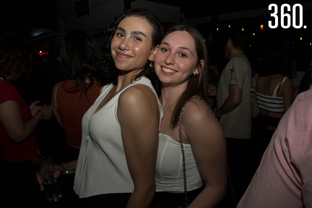 $!DISFRUTAN BRUNCH DE NOCHE