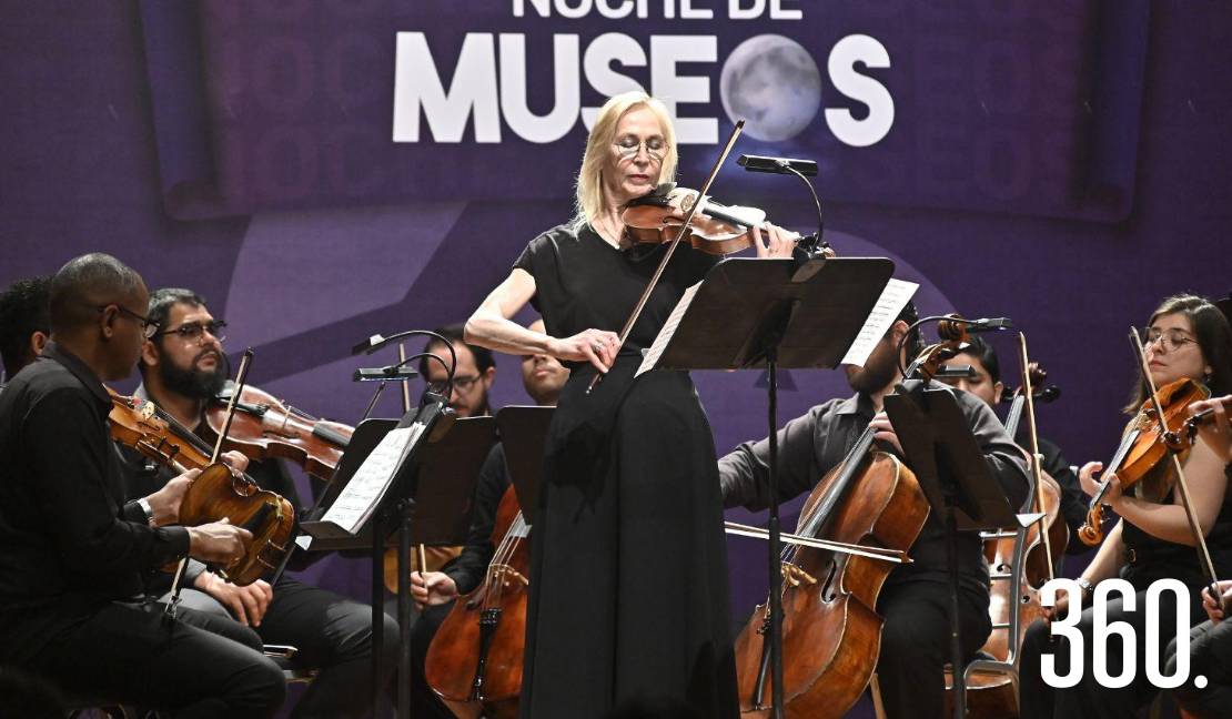 La Orquesta Filarmónica del Desierto llenó de música el Museo de las Aves durante la sexta edición de Noches de Museos.