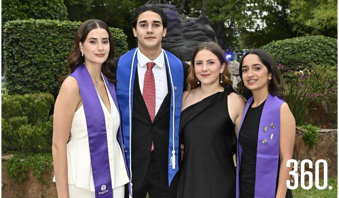 Isabella González, Alejandro Ruiz, Andrea Siller y Mariana García.