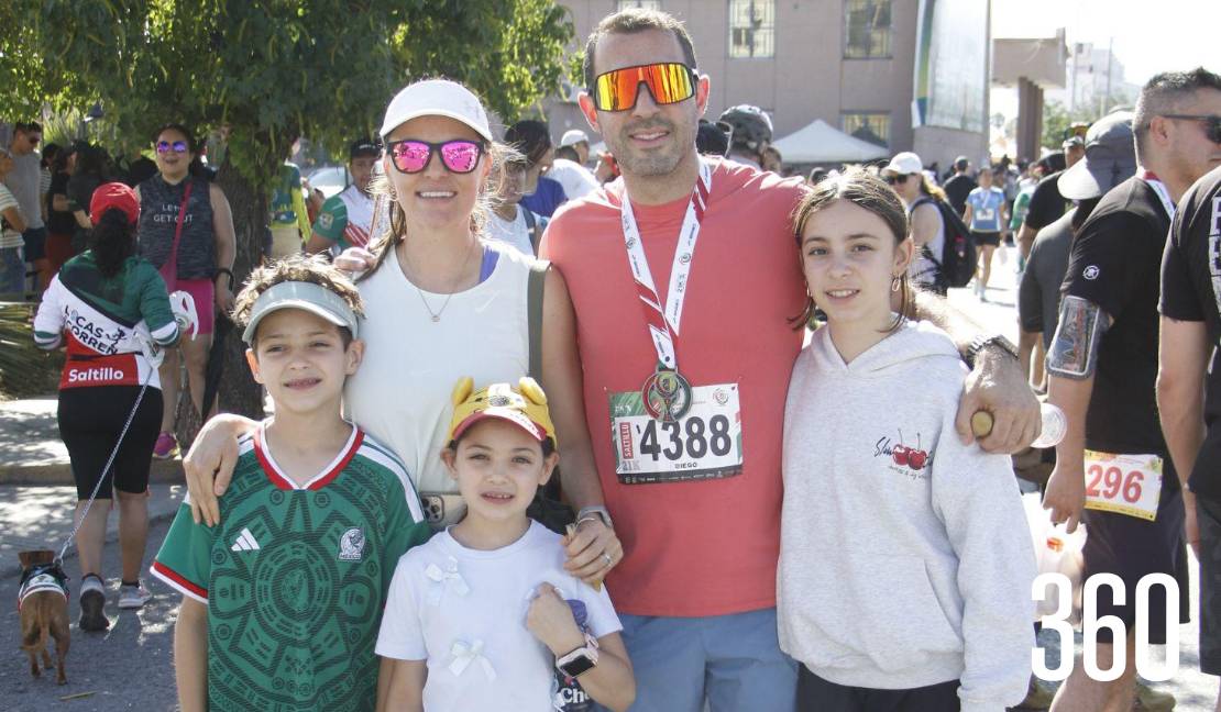 Familia Gándara Flores.