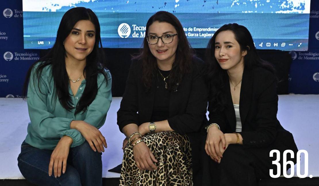 Perla Cecilia García, Itzel Bautista y Kamila Barrera.