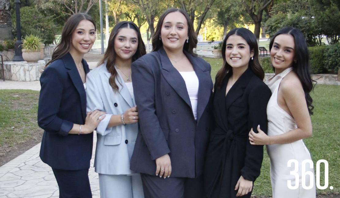 Sofia Cepeda, Ashley Esquivel, Olga Durón, Paloma Ramos y Ángela Gil.