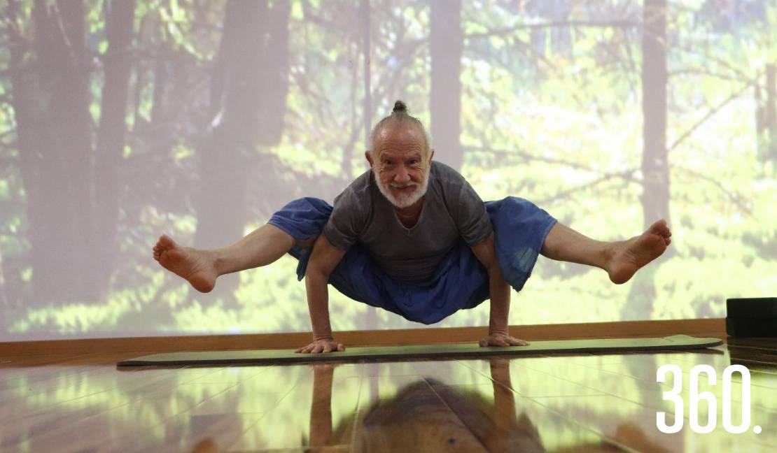 Popo Arizpe ha incorporado el yoga y otros aprendizajes a su búsqueda personal de bienestar y conexión con la vida.