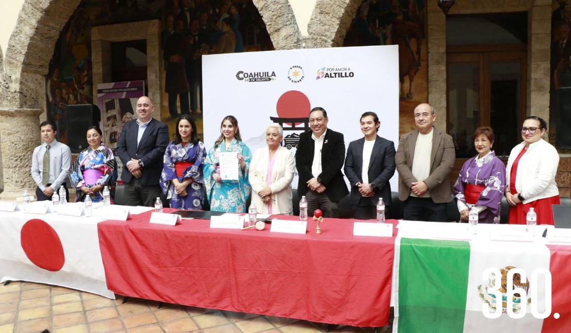 Integrantes de la Asociación e invitados.