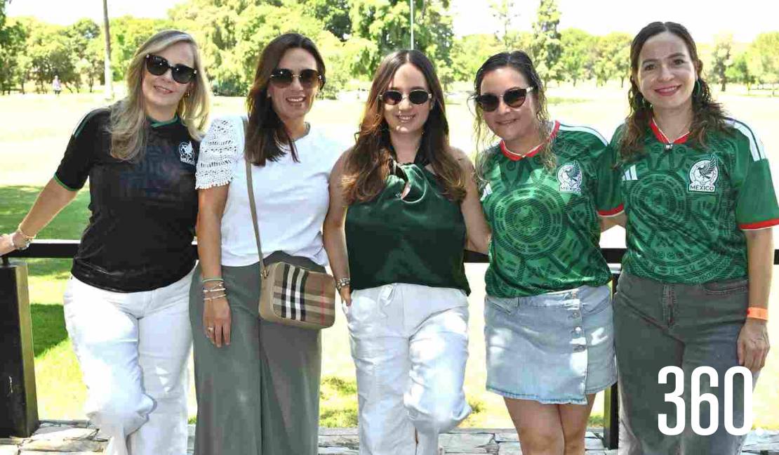 Lili Cepeda, Elsa Ramírez, Andrea Quijano, Tania de León y Laura Alanís.