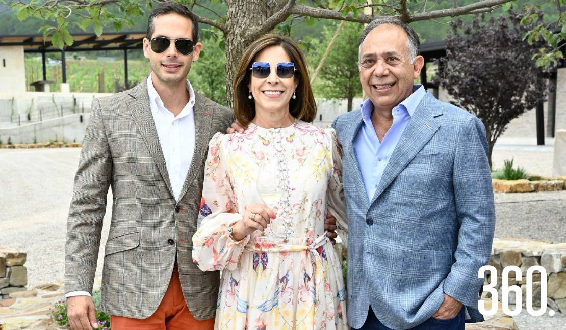 José Trillo Rivas, Leticia Ochoa de del Bosque y Jorge del Bosque de la Peña.