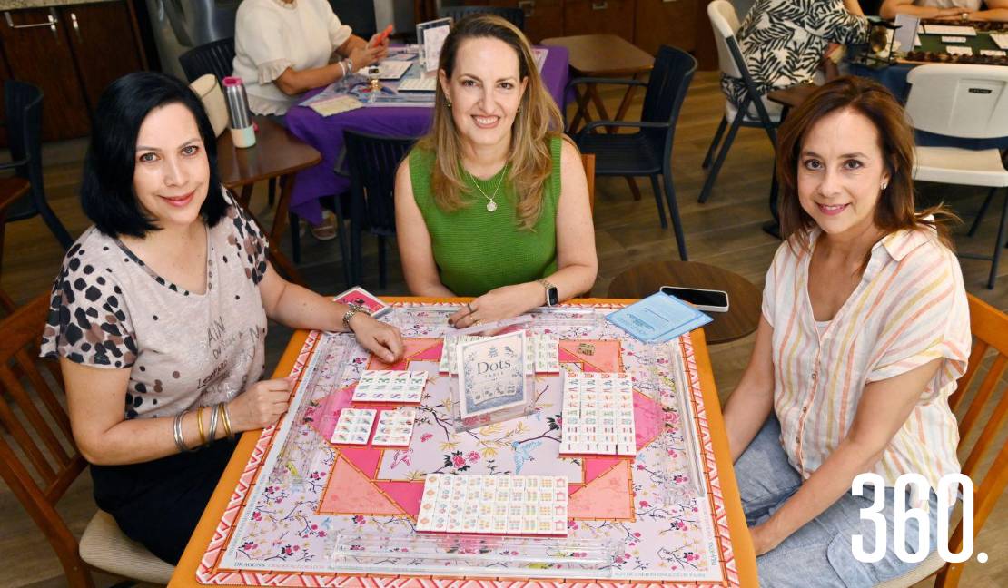 Rosy Mercado, Vicky Viesca y Adriana Ramos.
