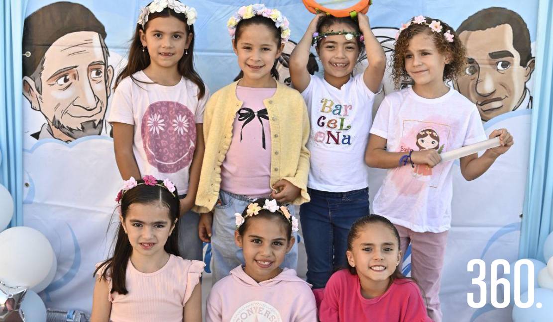 Elena Treviño, Luciana García, Marifer Guajardo, Lucía Valdés, Emilia Loera, Romina Galán y Julia González.