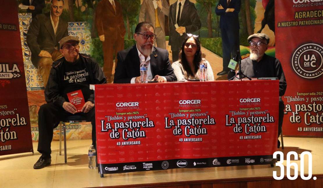 Carlos Fuentes Aguirre, Juan Héctor Cortés, Andrea Aguillón y Guadalupe Torres.