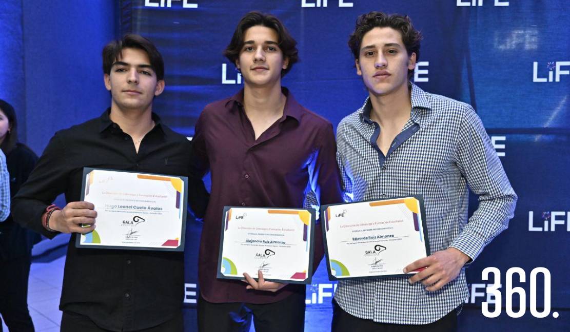 Hugo Leonel Cueto, Alejandro y Eduardo Ruiz.