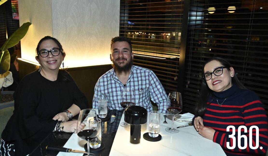 Laura Rumayor, Ramón Cavazos y Aby Silver.