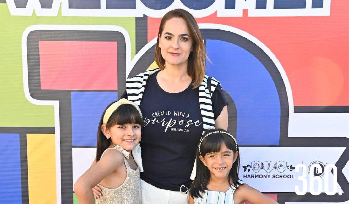 Renata Montoya, Marcelia Martínez y Mariann Montoya.