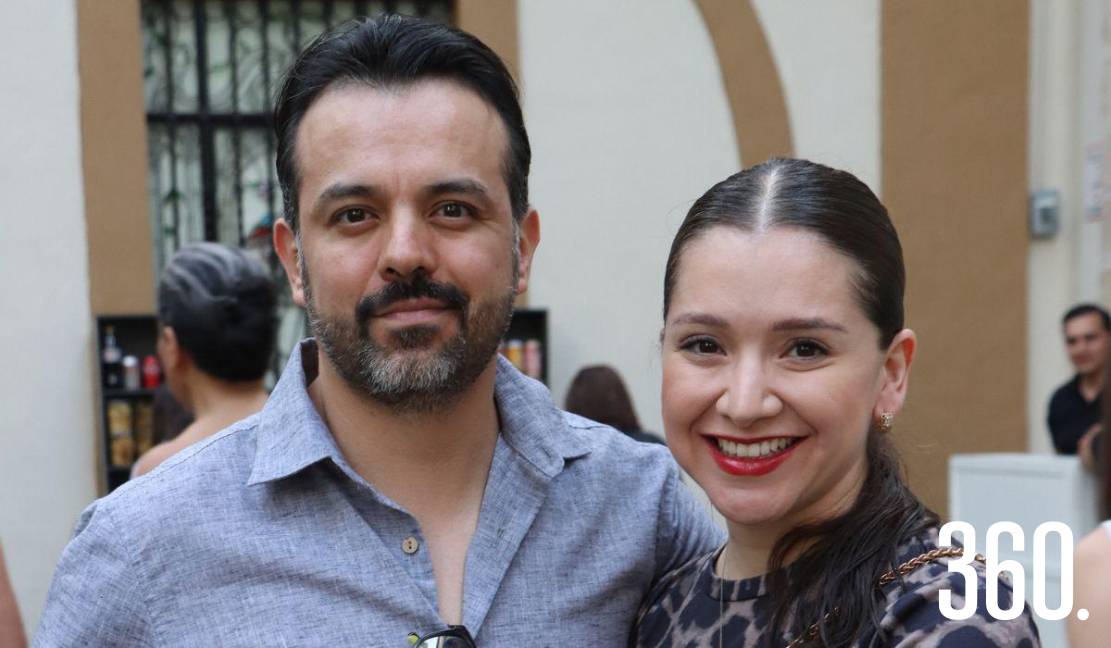 Fernando Linares y Sarahí Mendoza.