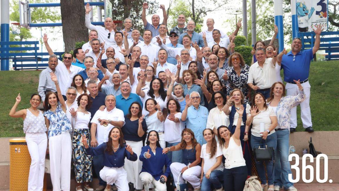 SE REÚNE GENERACIÓN 20 DE PREPA LA SALLE
