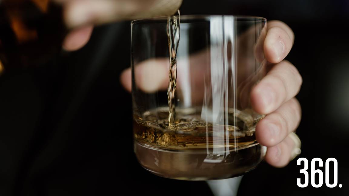LOS ALBAÑILES Y EL CONSUMO DEL ALCOHOL