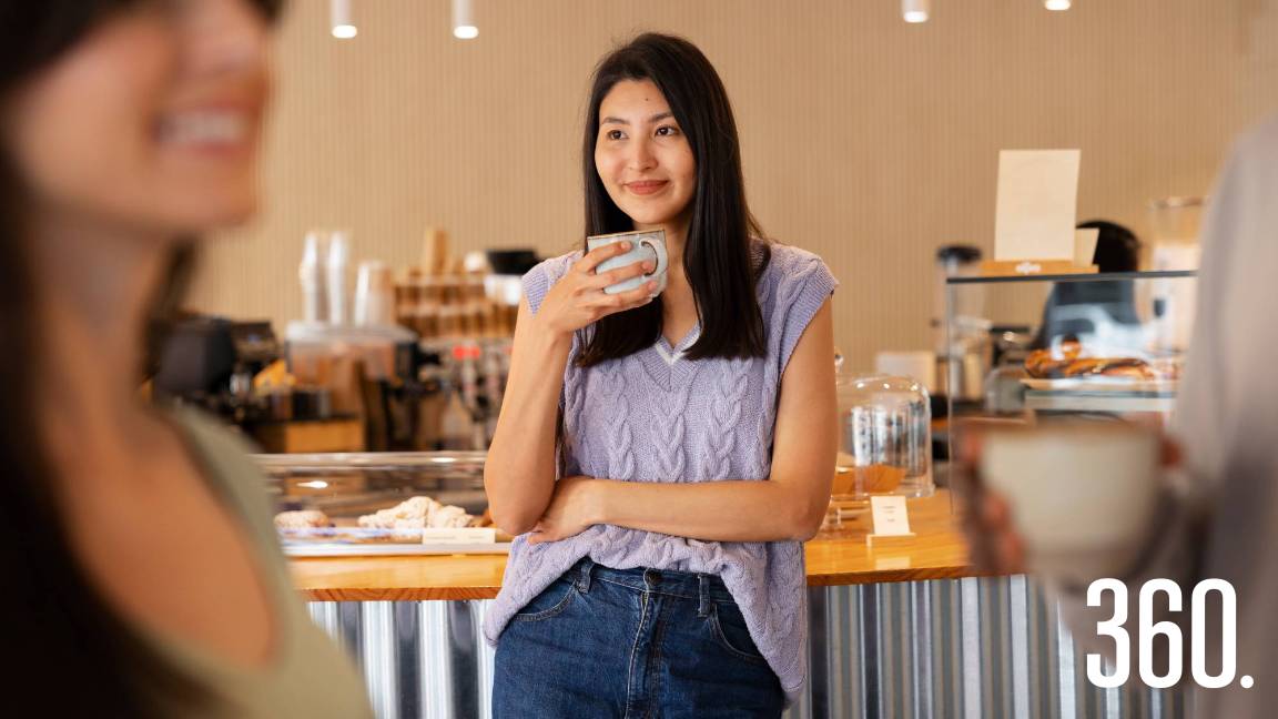 UN CAFÉ PARA UN TIBIO OTOÑO