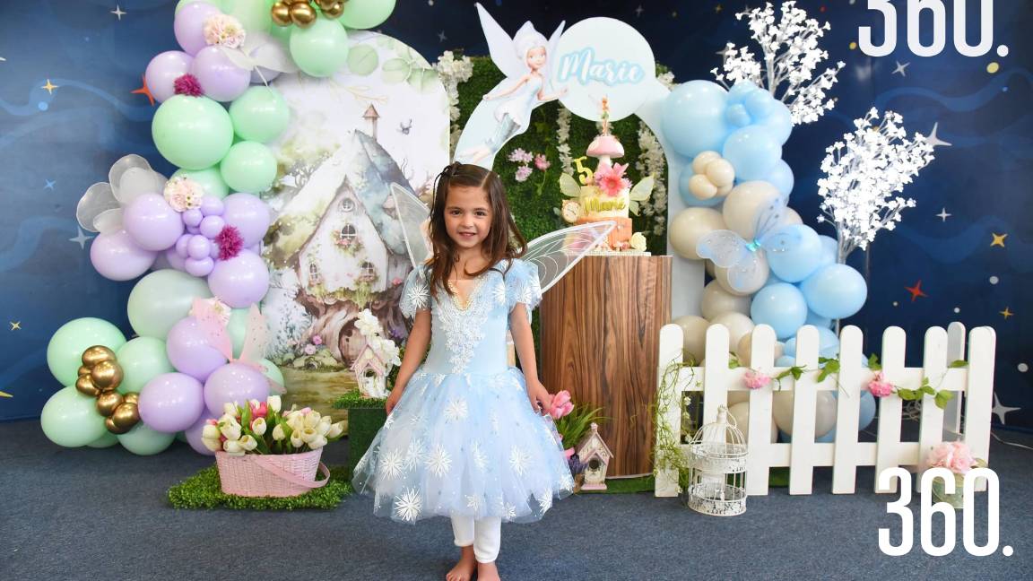 MARIE NUÑEZ CELEBRA CON THINKERBELL