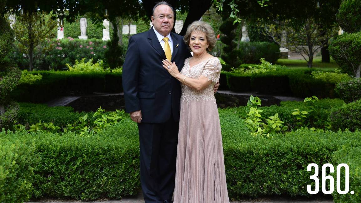 BODAS DE ORO DE JOSÉ BENITO RIVERA Y ANA MARÍA SAUCEDO
