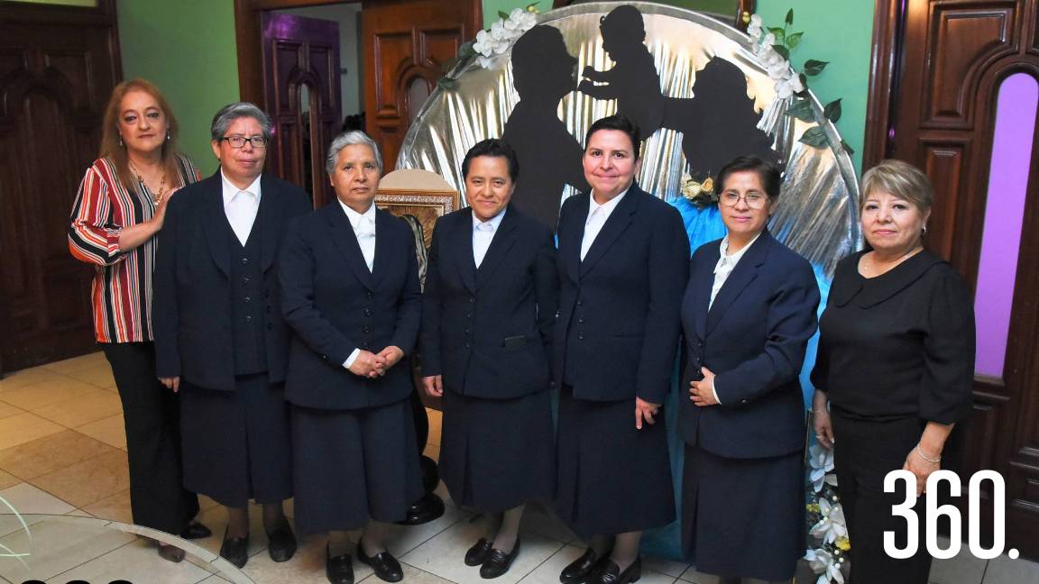 COLEGIO LA PAZ CELEBRA A PAPÁS