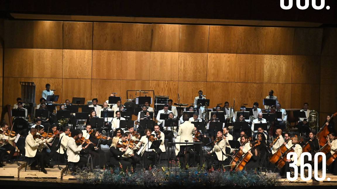 CELEBRAN 10° ANIVERSARIO DE LA OFDC CON CONCIERTO