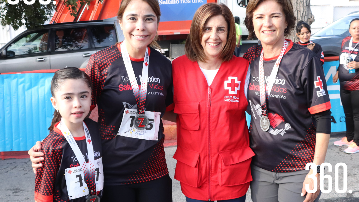 PARTICIPAN EN LA CARRERA DE LA CRUZ ROJA