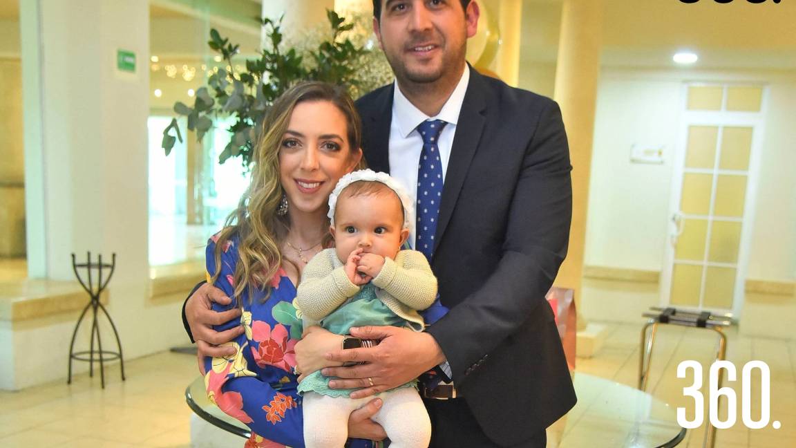 PRIMER SACRAMENTO PARA OLIVIA