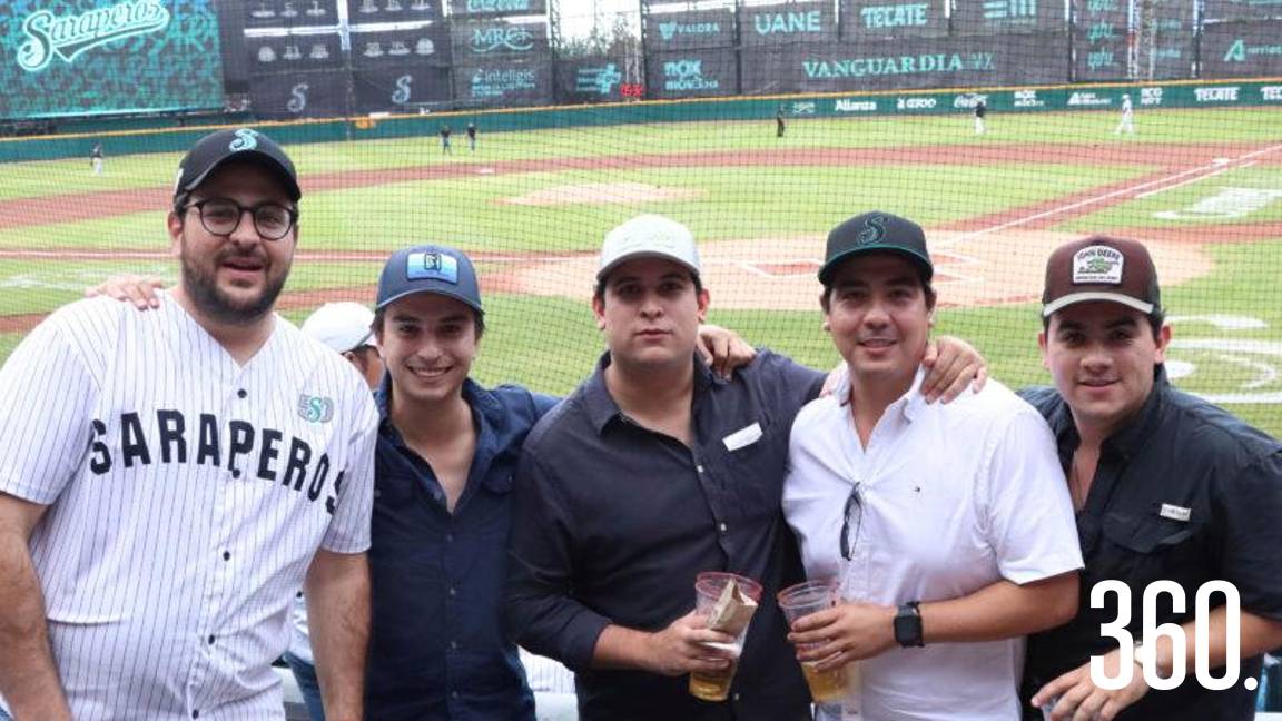 Aficionados apoyan a Saraperos en Playoffs