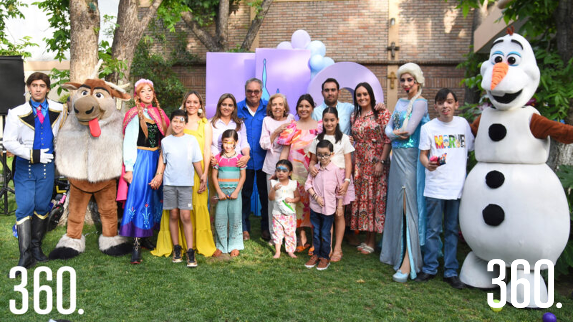 ROBERTA HUERECA CELEBRA CON FROZEN