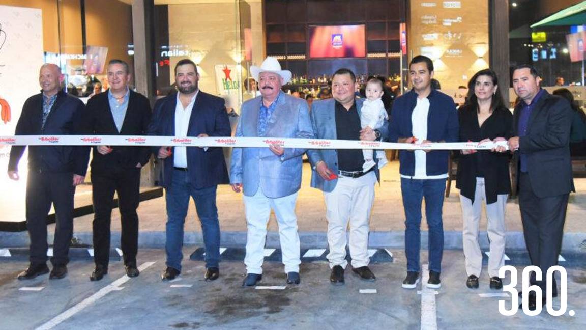 INAUGURAN SUCURSAL DE LOS ARBOLITOS DE CAJEME EN SALTILLO