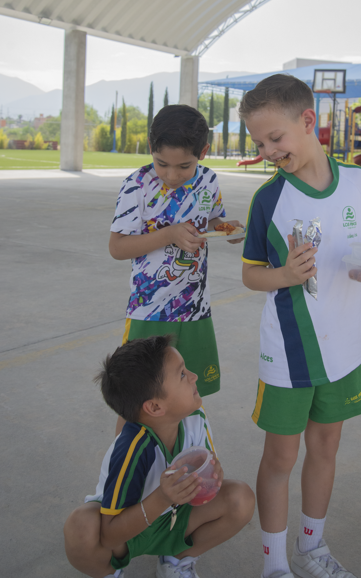 $!COLEGIO LOS PINOS INAUGURA TECHUMBRE