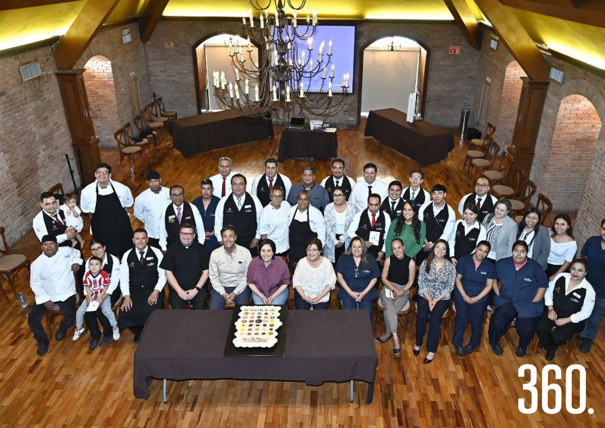 POUR LA FRANCE CONSOLIDA 30 AÑOS DE HISTORIA