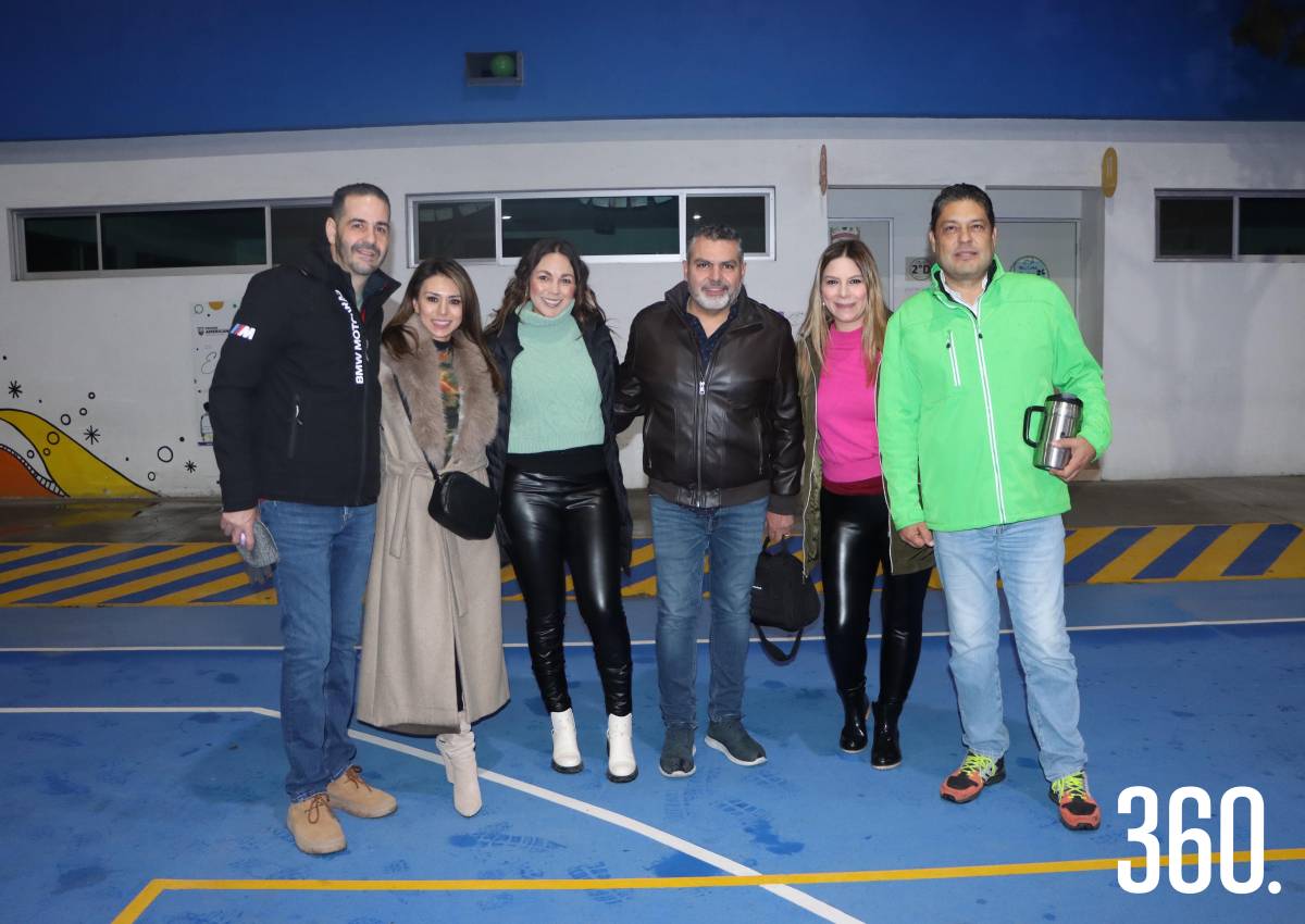 DISFRUTAN EN COLAM DE NOCHE DE COMEDIA CON MIKE SALAZAR