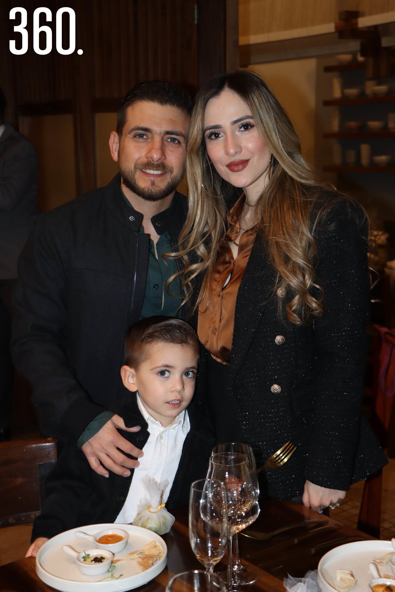 $!Mateo Marín, Mateo Marín y Andrea Vázquez.