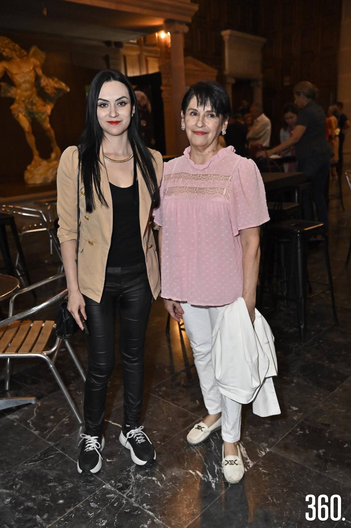 $!Cintli Cruz y Elena Jonguitud.