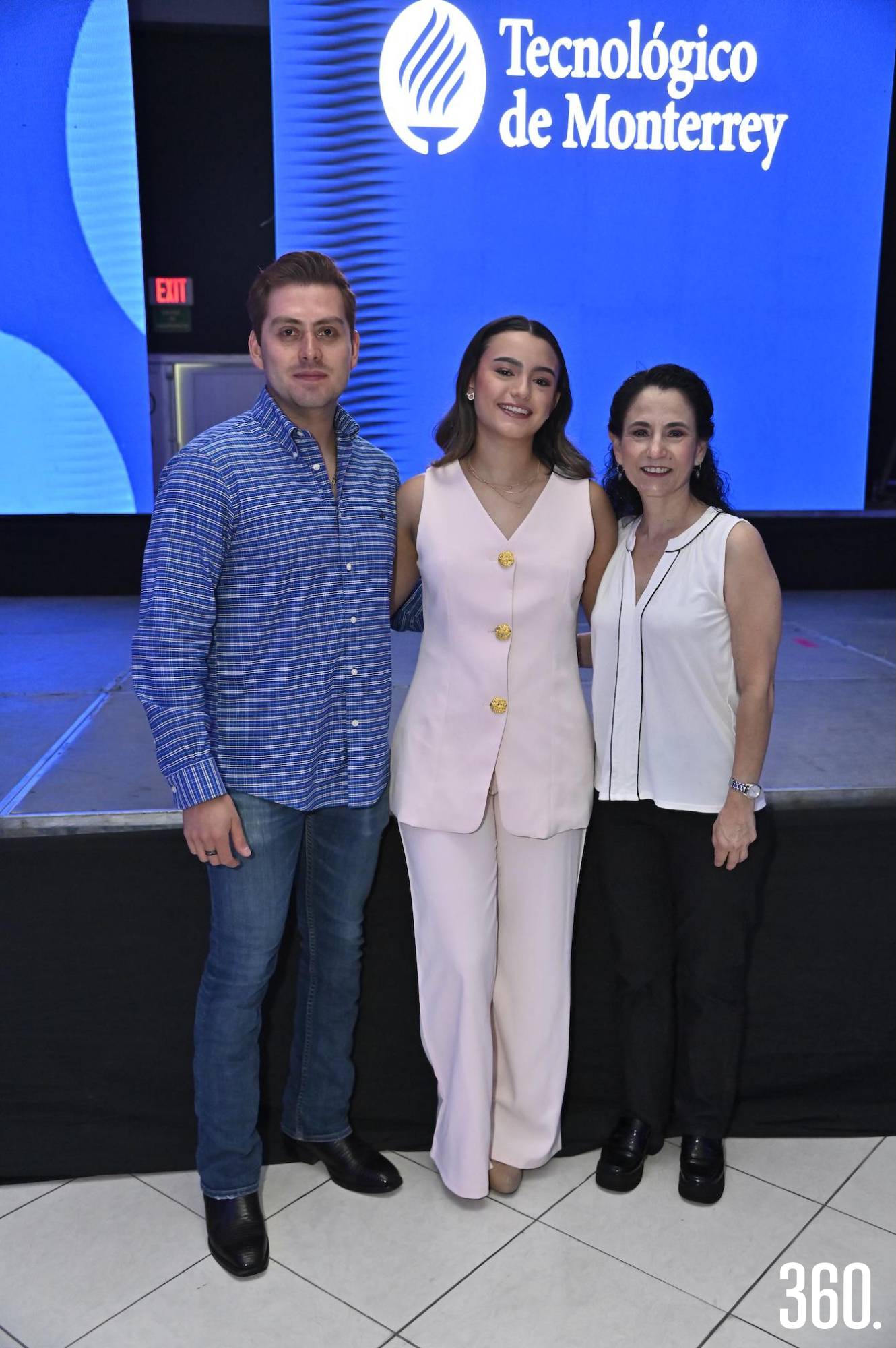 $!Damián Vigil, Elisa Galván y Rosy Valdés.