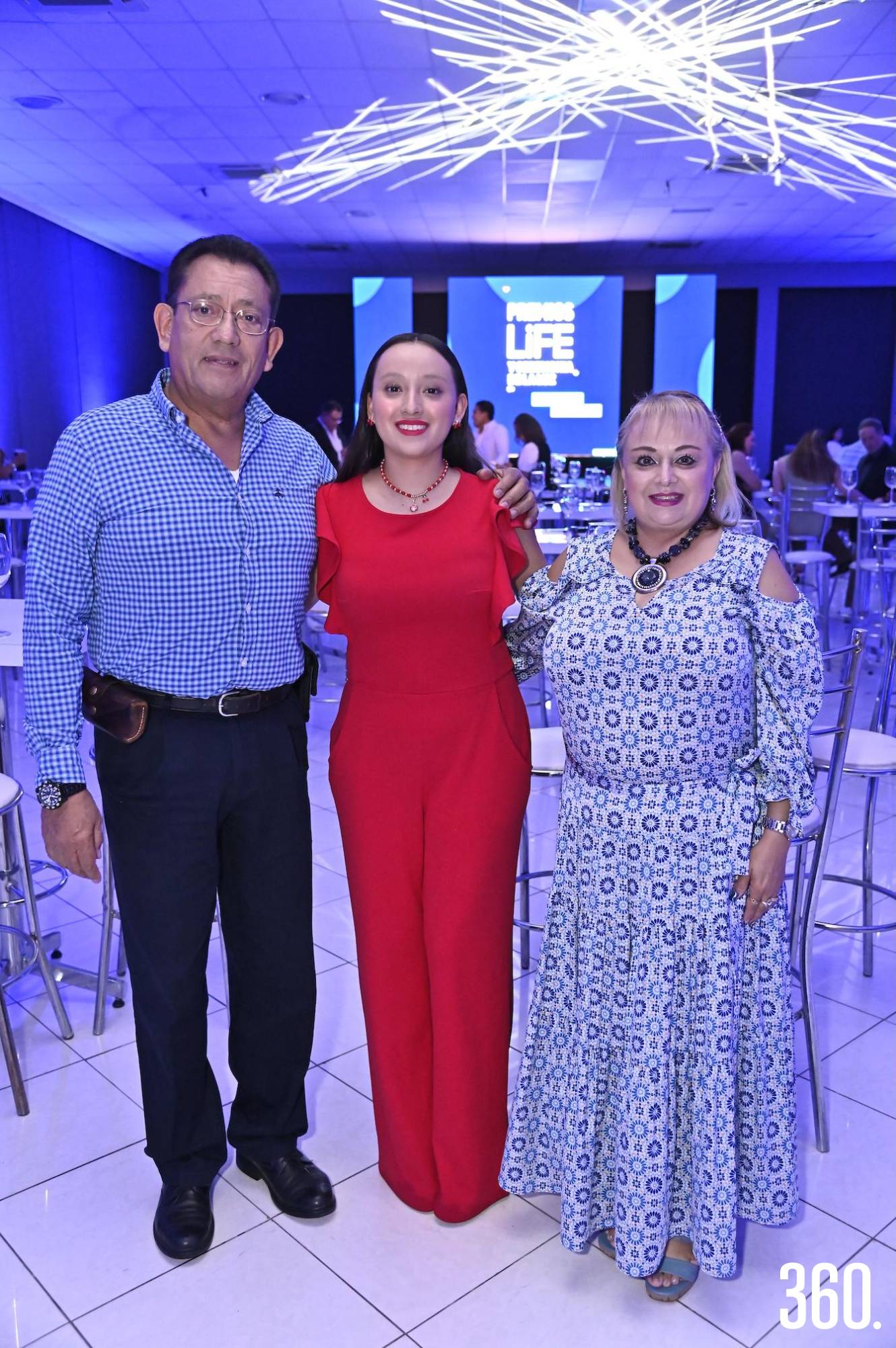 $!Heberto y Arantza Sofía Aguirre, y Leticia de la Fuente.