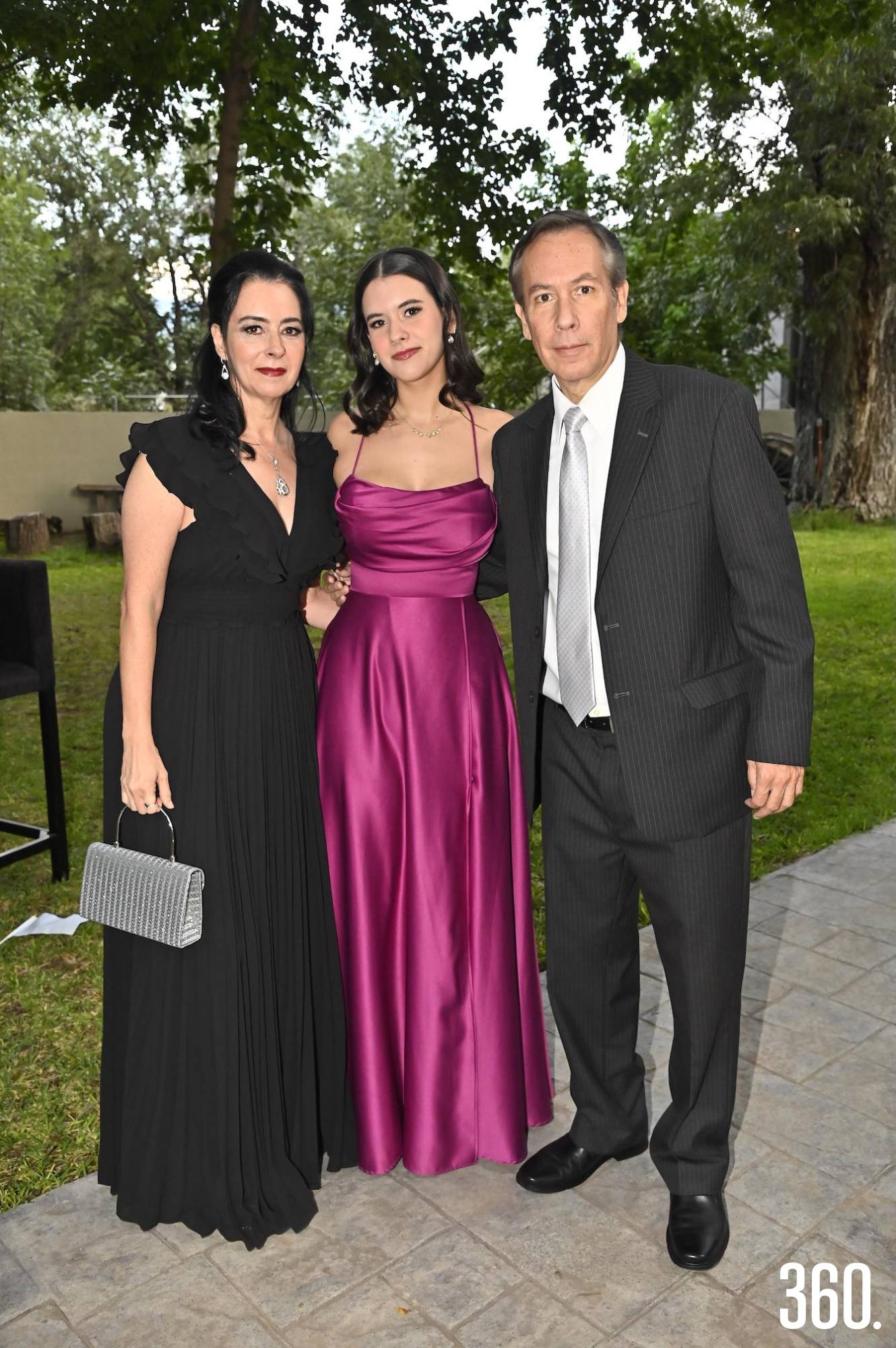 $!Claudia Dávila, Andrea y Rodolfo Perales.
