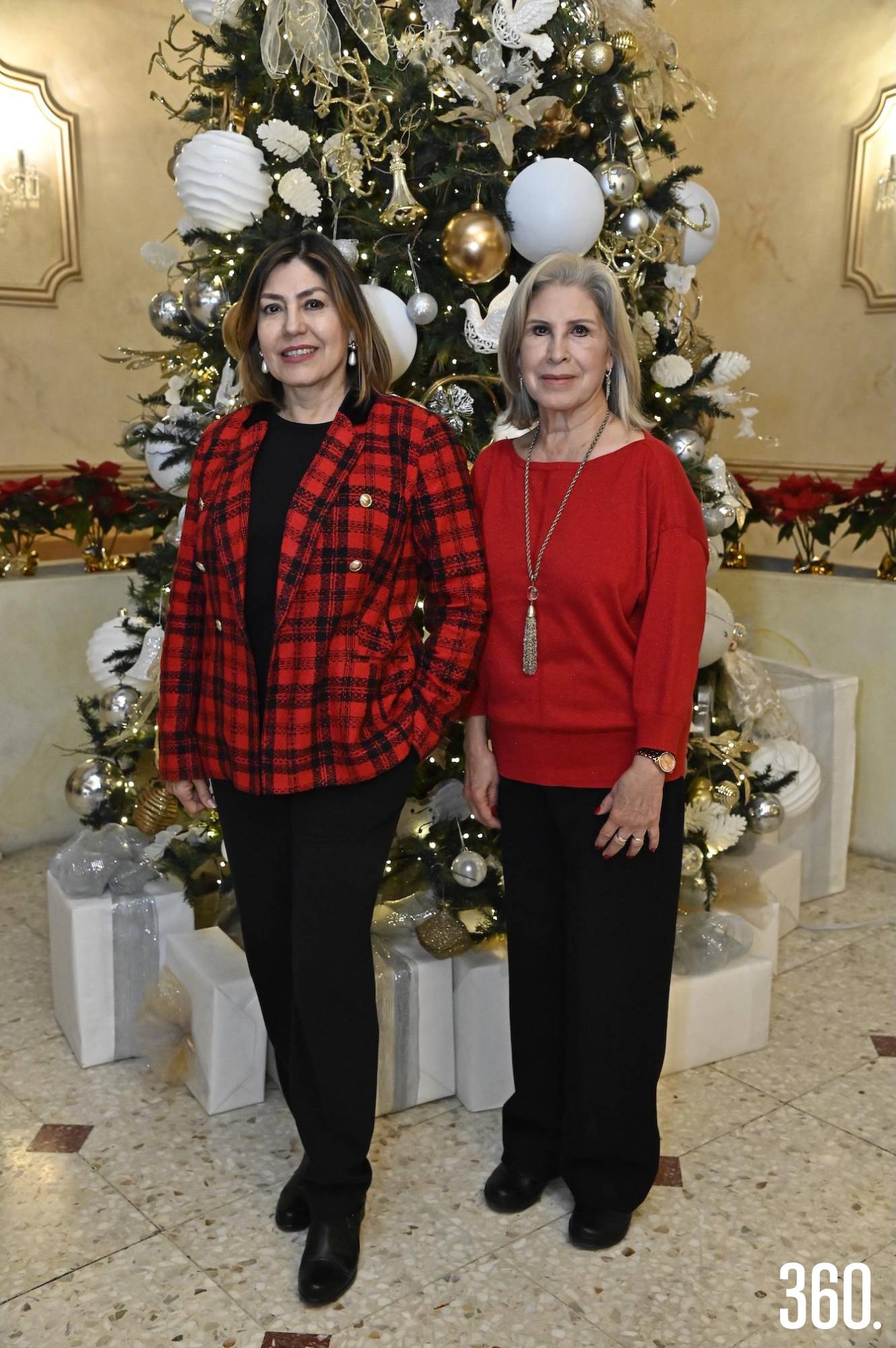 $!Anfitrionas Rosy Almanza y Mayela Hernández.