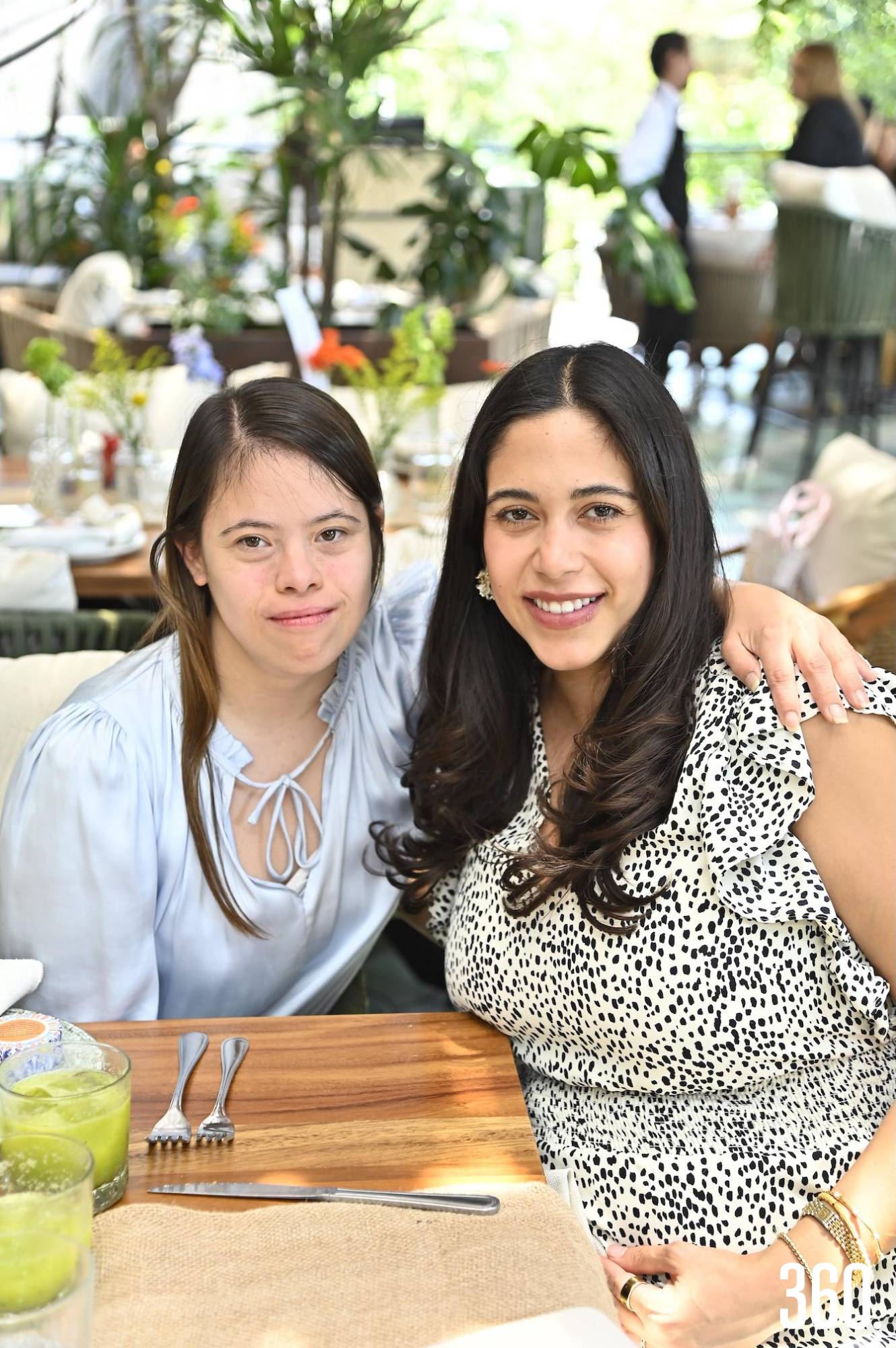 $!Laura y Alondra Dávila.